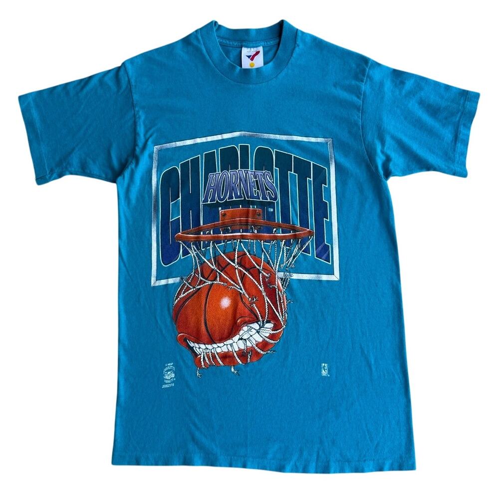 Vintage Charlotte Hornets NBA Basketball Hoop 90s Shirt Fits like Medium